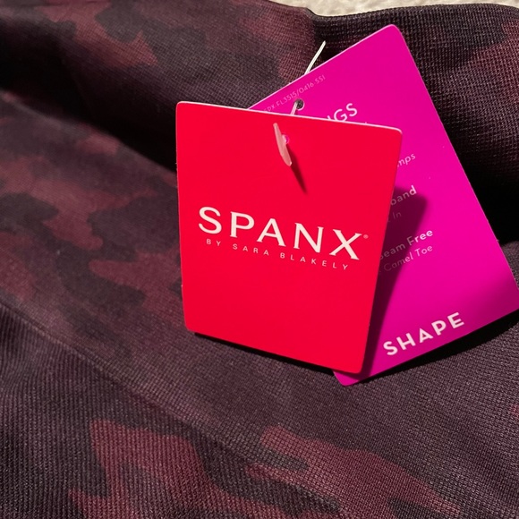 Look at Me Now Seamless Leggings Camo - Picture 5 of 6